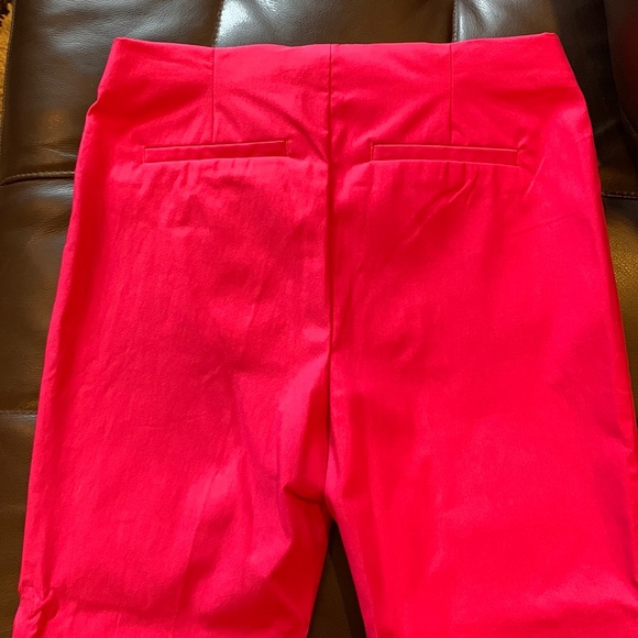 HOT PINK CROP PANTS - Picture 1 of 4